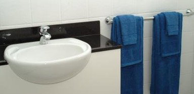 Azura Beach House Bed And Breakfast - Accommodation Directory 3
