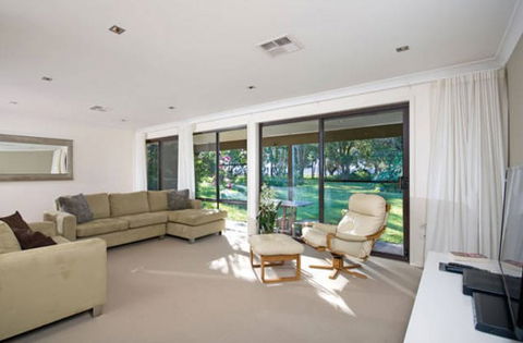 Sea Pearl - Accommodation Directory 1