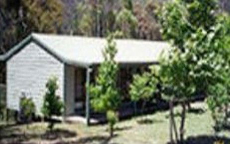 Binacrombi - Accommodation Directory 0