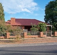Kaths Place - Accommodation Directory