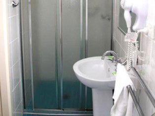 Gabriel Motor Inn - Accommodation Directory 2