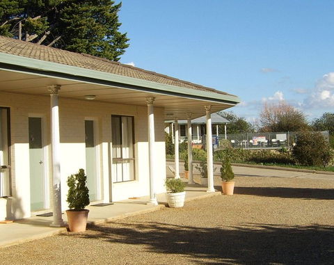 Garden Motor Inn - Accommodation Directory 1