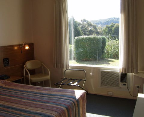 Garden Motor Inn - Accommodation Directory 4
