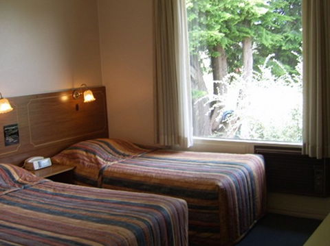 Garden Motor Inn - Accommodation Directory 5