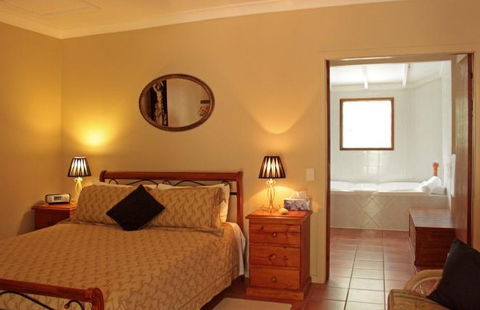 Chez Vous Villas - Accommodation Directory 0