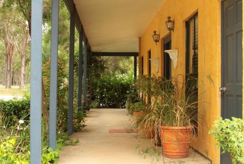 Chez Vous Villas - Accommodation Directory 2