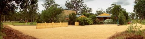 Chez Vous Villas - Accommodation Directory 4