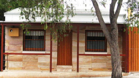 Australia Street Cottage - Accommodation Directory 5