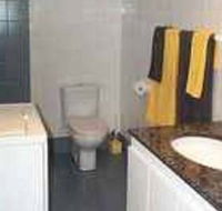 A Beach House Near Manly - Accommodation Directory