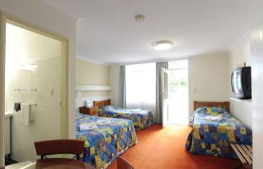 Bermuda Motor Inn - Gosford - Accommodation Directory 0