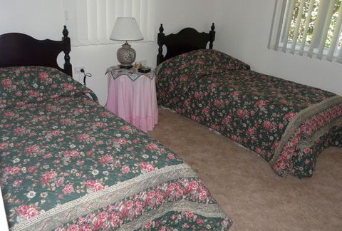 Oaklea Bed And Breakfast And Cottages - Accommodation Directory 2