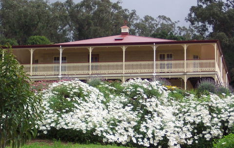 R On The Downs Rural Retreat - Accommodation Directory 1