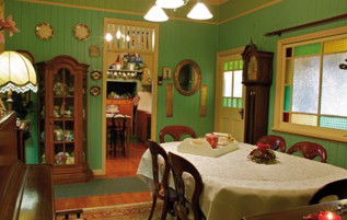 Marys Place - Accommodation Directory 5