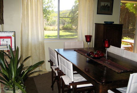 Flag Springs Bush Retreat - Accommodation Directory 1
