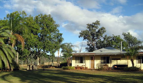 Flag Springs Bush Retreat - Accommodation Directory 5