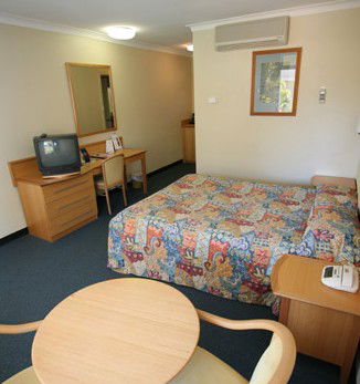 Park Motor Inn - Accommodation Directory 4