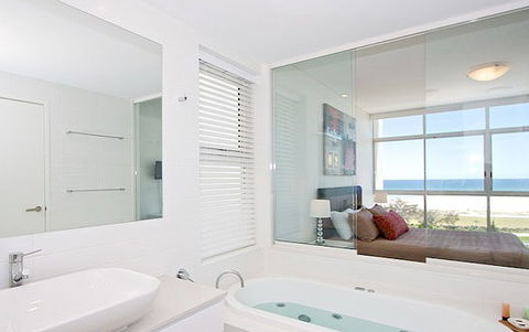 Kirra Surf Apartments - Accommodation Directory 1
