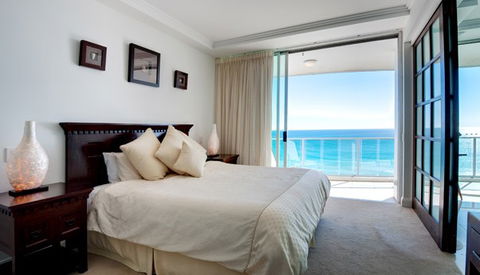 Reflection On The Sea - Accommodation Directory 2
