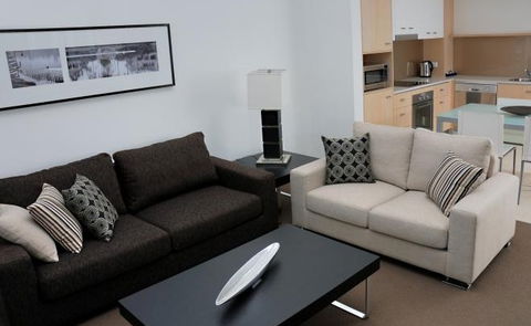The Chancellor Executive Apartments - Accommodation Directory 1