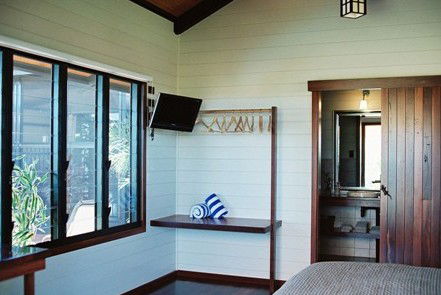 Barefoot Bungalows - Accommodation Directory 3