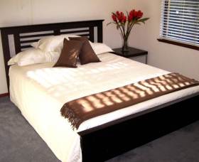 Demco Bed And Breakfast - Accommodation Directory 0