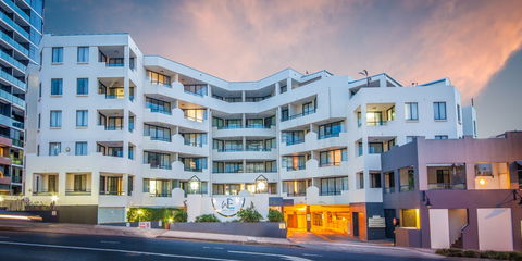 West End Central Apartments - Accommodation Directory 0