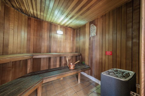 West End Central Apartments - Accommodation Directory 2