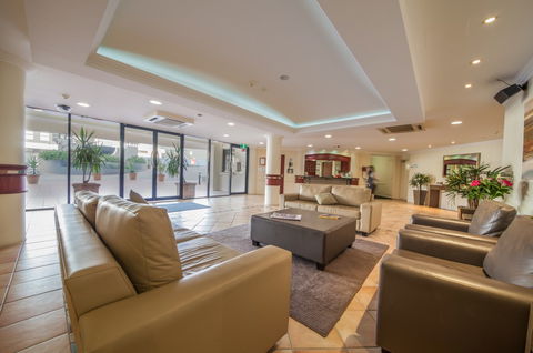 West End Central Apartments - Accommodation Directory 4