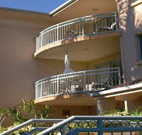 Golden Sea Apartments - Accommodation Directory
