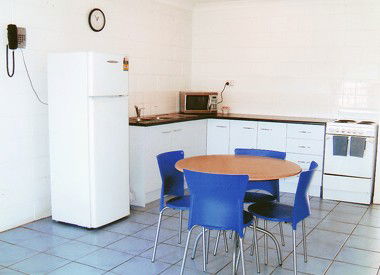 Breezes By The Bay - Accommodation Directory 2