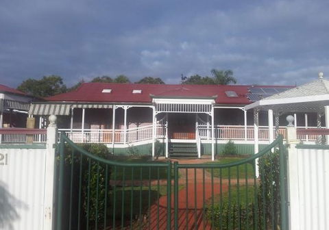 B & B On Sunrise - Accommodation Directory 0