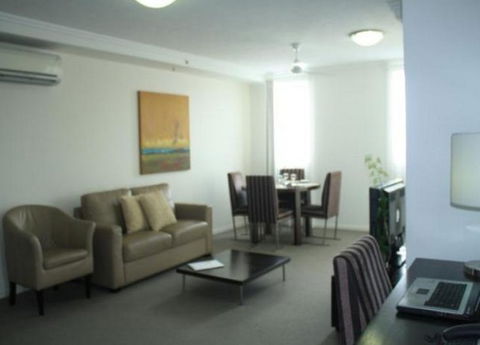 BEST WESTERN PLUS  Cairns Central Apartments - Accommodation Directory 5