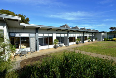 Coastal Breeze Units 1 To 5 - Accommodation Directory 0