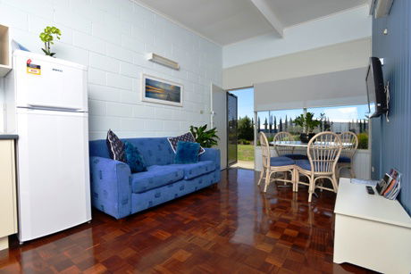 Coastal Breeze Units 1 To 5 - Accommodation Directory 2