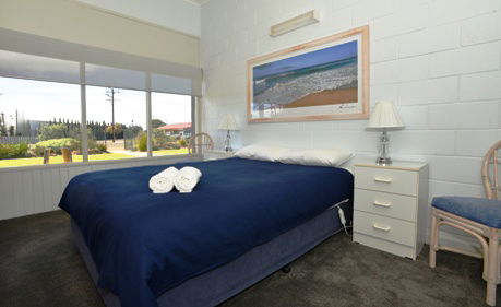 Coastal Breeze Units 1 To 5 - Accommodation Directory 3