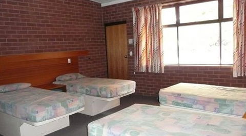 UC Camping Norval - Accommodation Directory 5