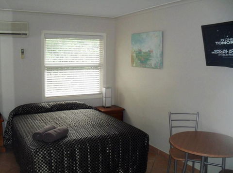 Bali Hi Motel - Accommodation Directory 2