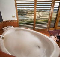 Eagle View Escape - Accommodation Directory