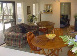 Lakeview Cottage - Accommodation Directory 5