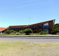 Comfort Inn Wisteria Lodge - Accommodation Directory