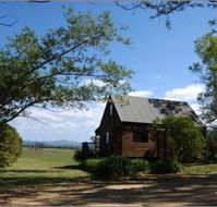 The Knoll - Accommodation Directory