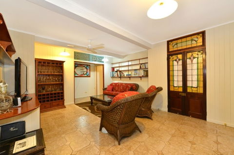 Lilybank - Accommodation Directory 3