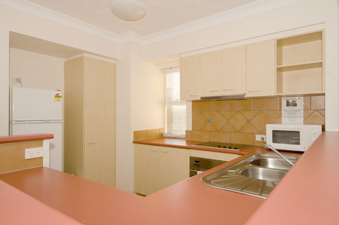 San Mateo On Broadbeach - Accommodation Directory 0