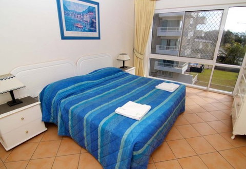 Beach Lodge Apartments - Accommodation Directory 0