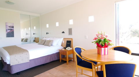 Margaret's Beach Resort - Accommodation Directory 1
