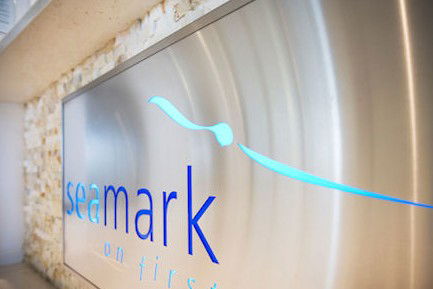 Seamark On First - Accommodation Directory 1