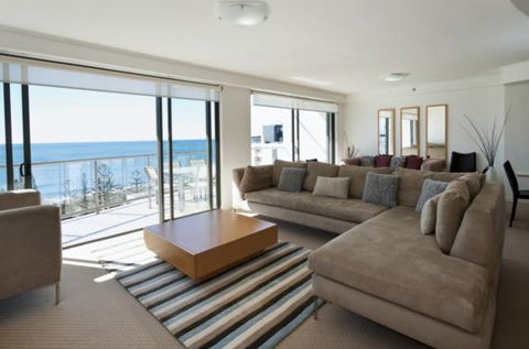 Seamark On First - Accommodation Directory 5