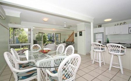 Coral Beach Noosa Resort - Accommodation Directory 3