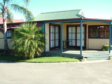 Coachhouse Marina Resort Batemans Bay - Accommodation Directory 2