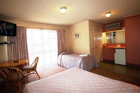 Beaumaris Bay Motel - Accommodation Directory 2